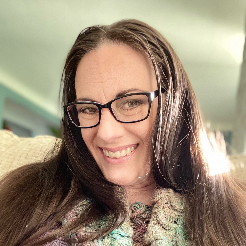 Meet your Posher, Carolyn